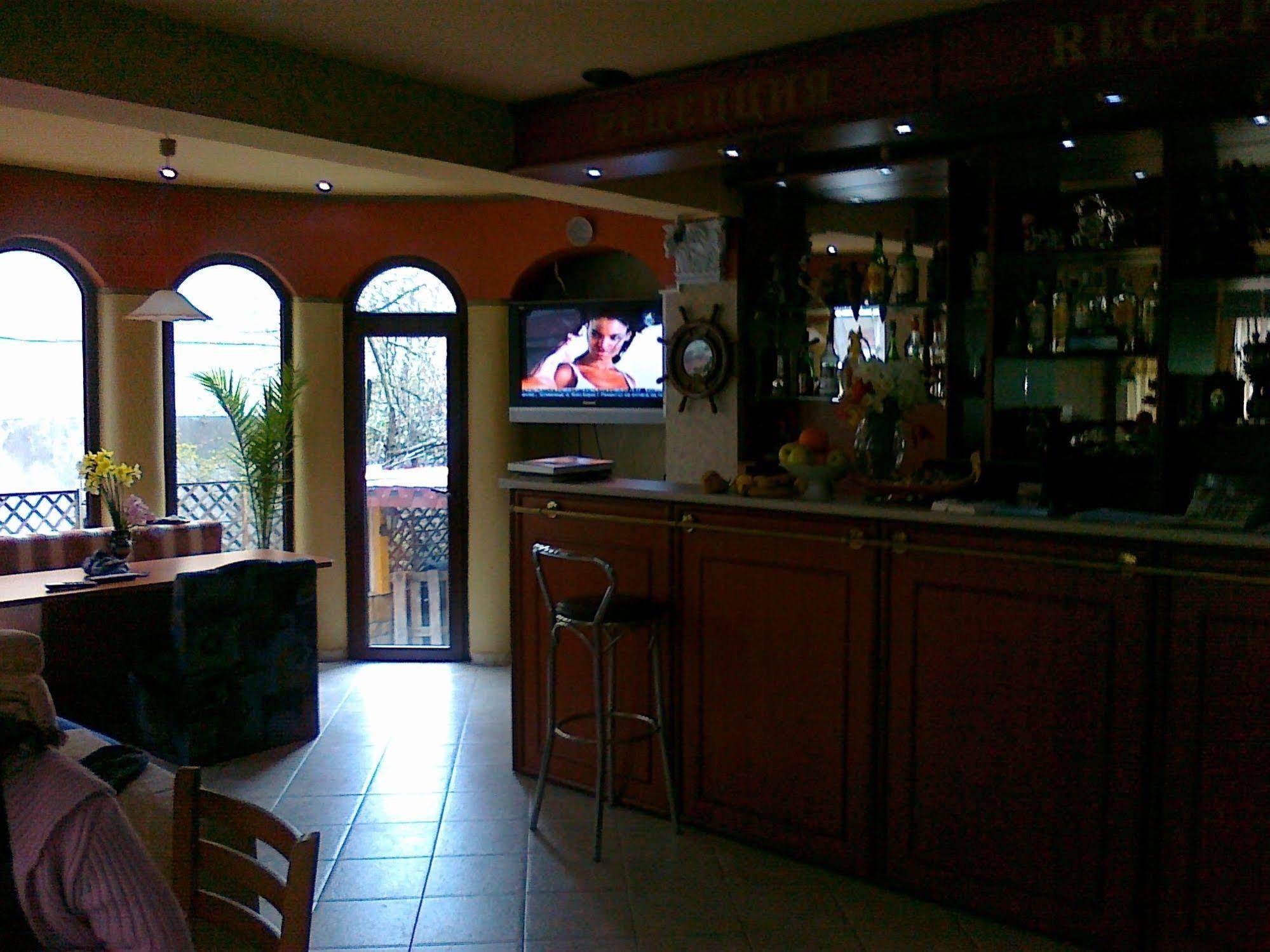 Antik Hotel Varna Extérieur photo