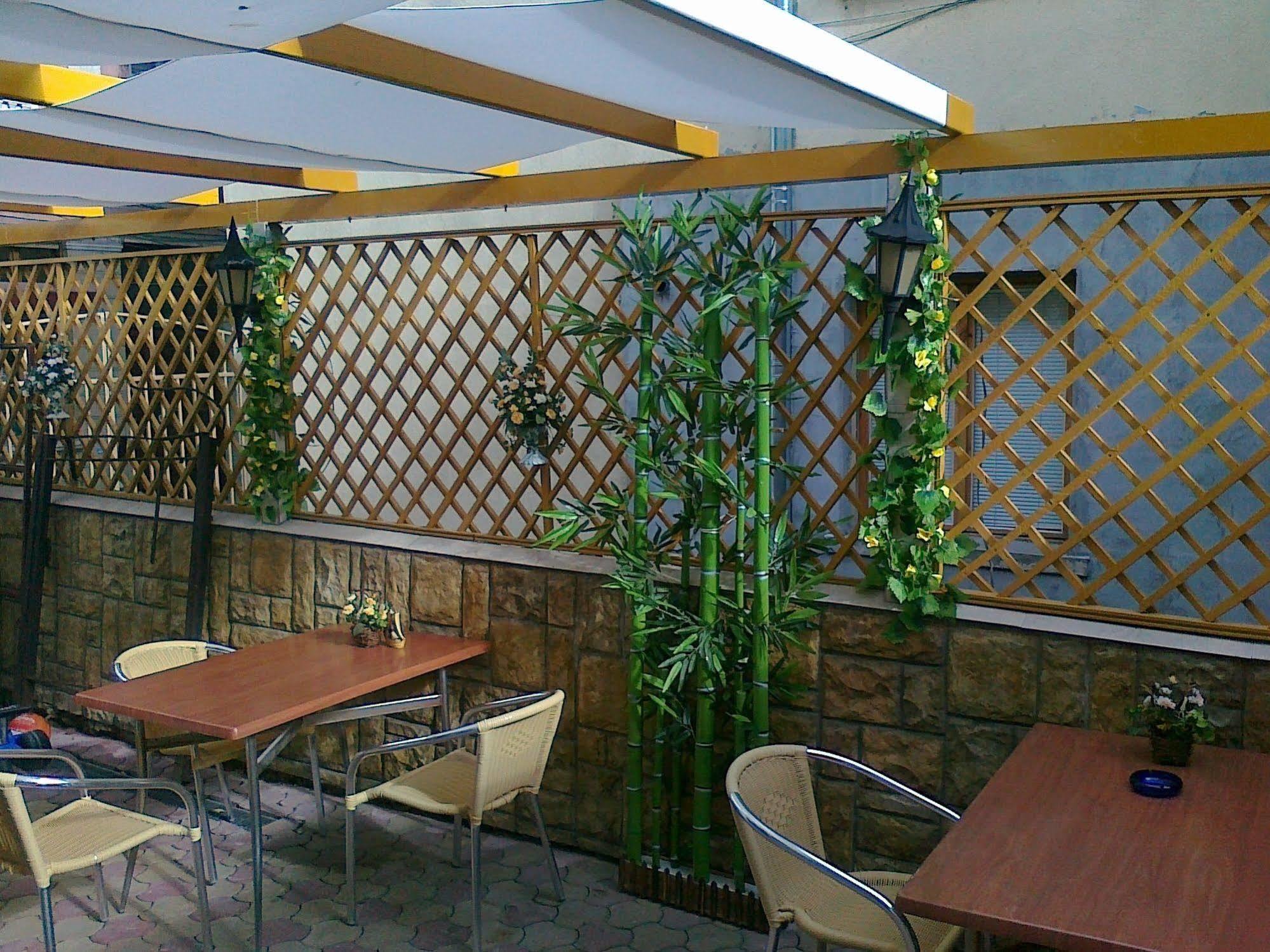 Antik Hotel Varna Extérieur photo