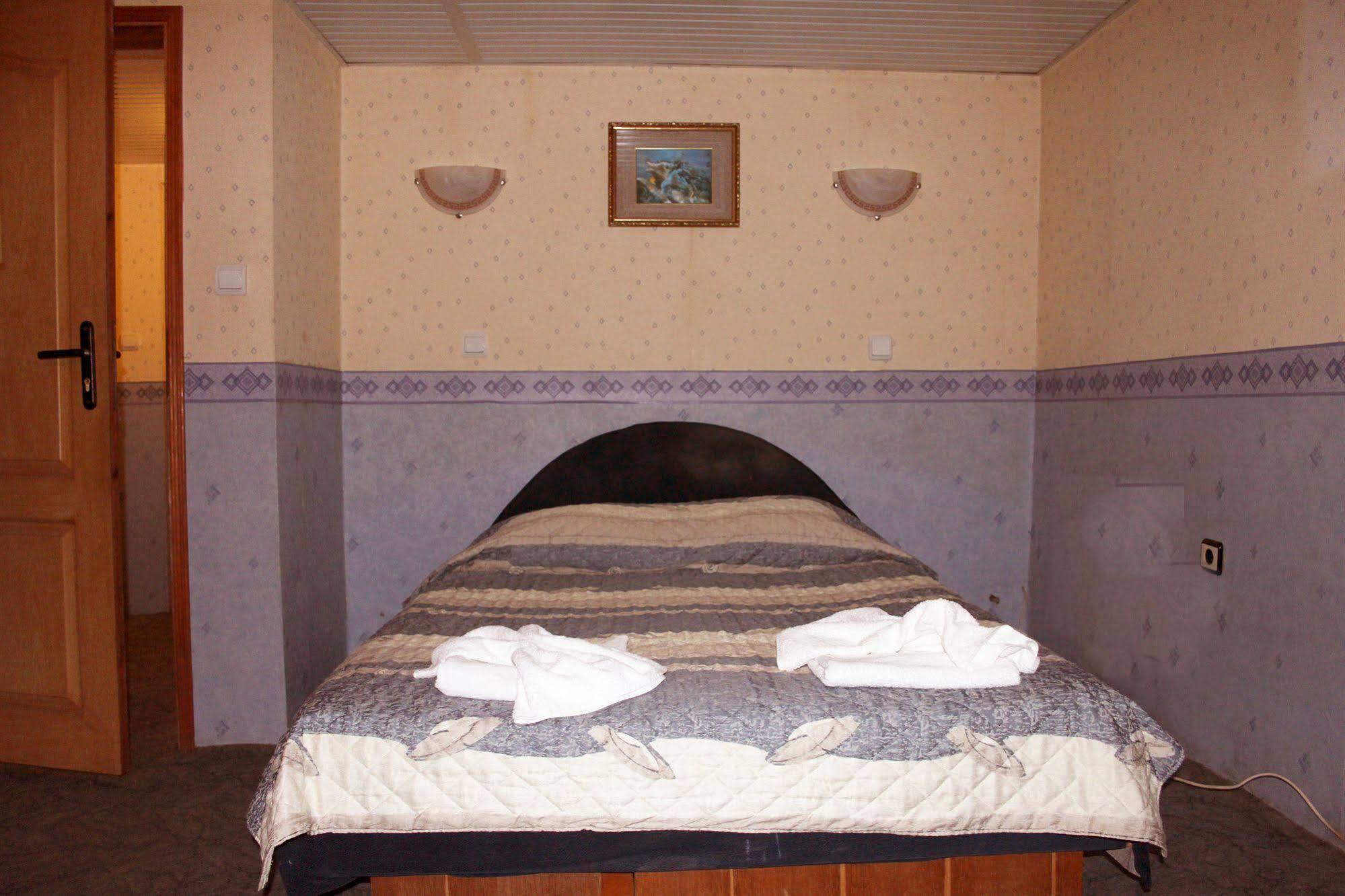 Antik Hotel Varna Extérieur photo