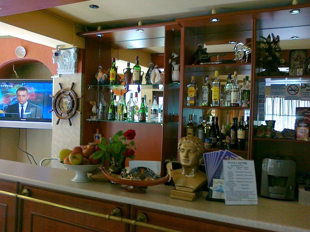Antik Hotel Varna Extérieur photo